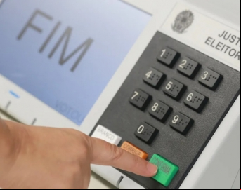Sob risco de inelegibilidade, pré-candidatos devem se desincompatibilizar até este sábado