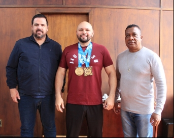 Avareense é campeão em competição internacional de Jiu-Jitsu