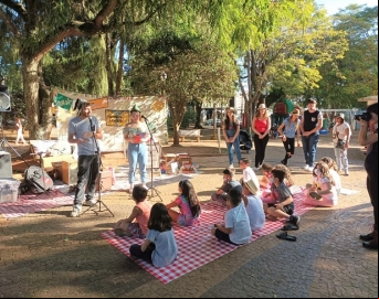 Piquenique Literário leva muita arte ao Largo São João