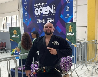 Lutador de Avaré conquista prata em campeonato internacional de jiu-jitsu